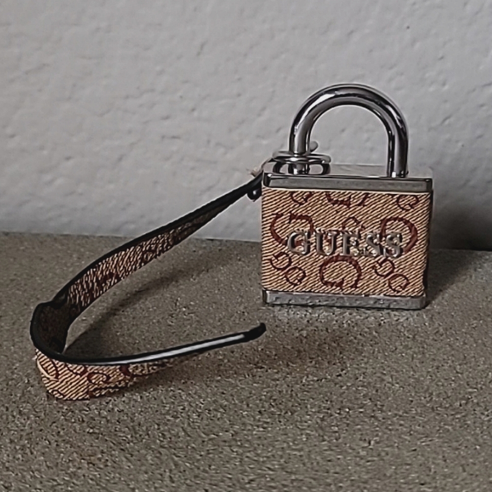 New! GUESS Recycled Lock Bag Charm.